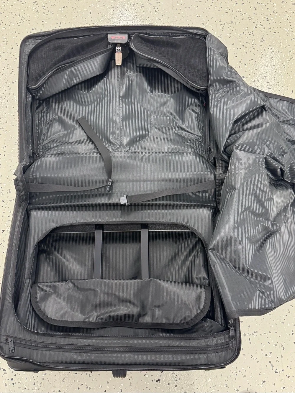 TUMI  Garment Bag